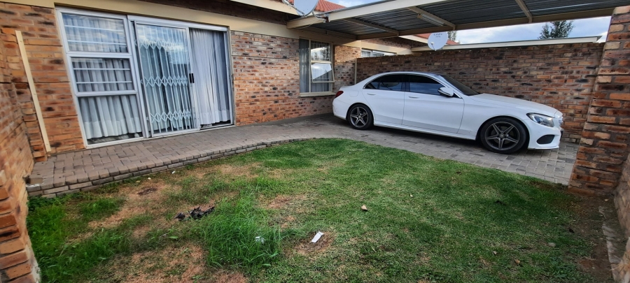2 Bedroom Property for Sale in Midway Free State